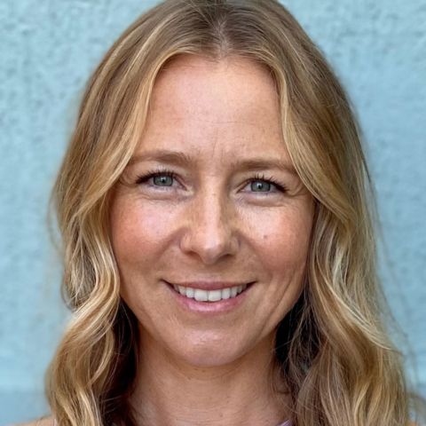 Mounties Care - NEW layout - illustration acd326b7-f3fa-49b4-ab48-53f84b65a581