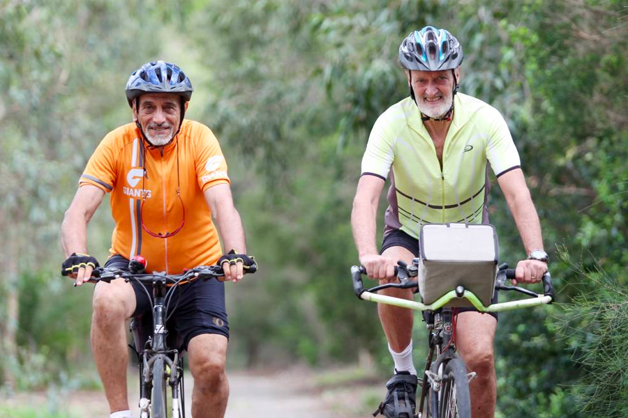 Local pair aim to raise 5000 for St Vincent de Pauls Bushfire Appeal